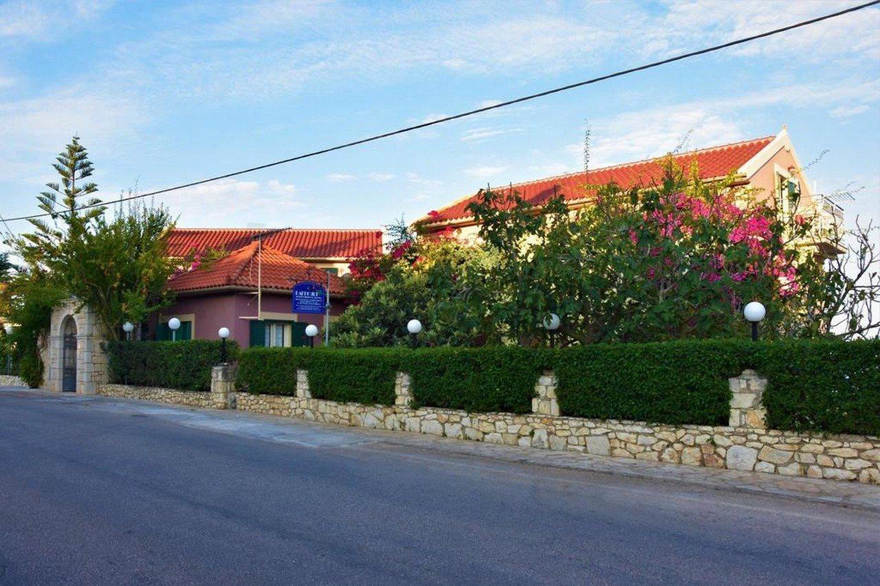 Dafnoudi Hotel Apartments Antipata  ภายนอก รูปภาพ