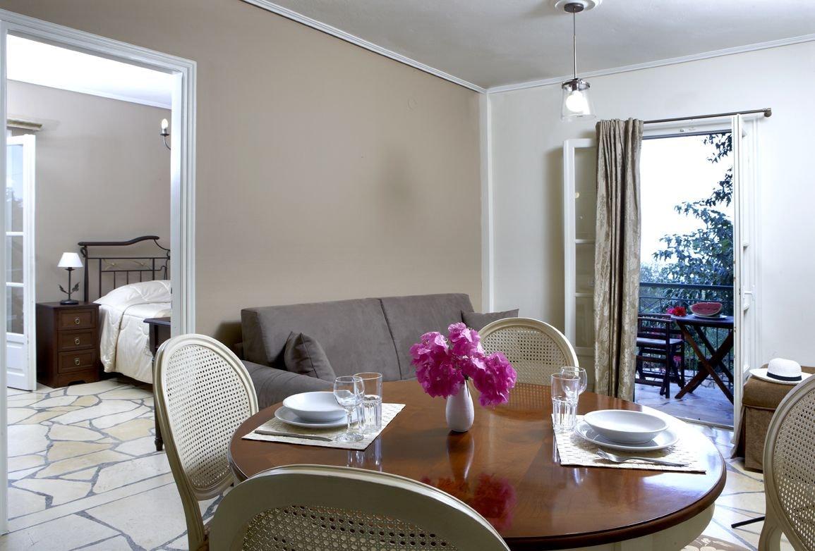 Dafnoudi Hotel Apartments Antipata  ภายนอก รูปภาพ