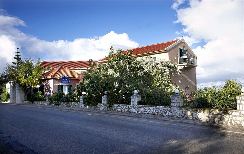 Dafnoudi Hotel Apartments Antipata  ภายนอก รูปภาพ